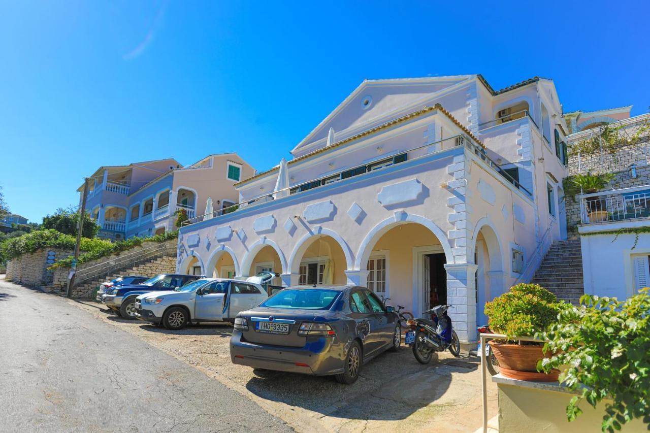 Theophilos Dio Agios Stefanos  Buitenkant foto